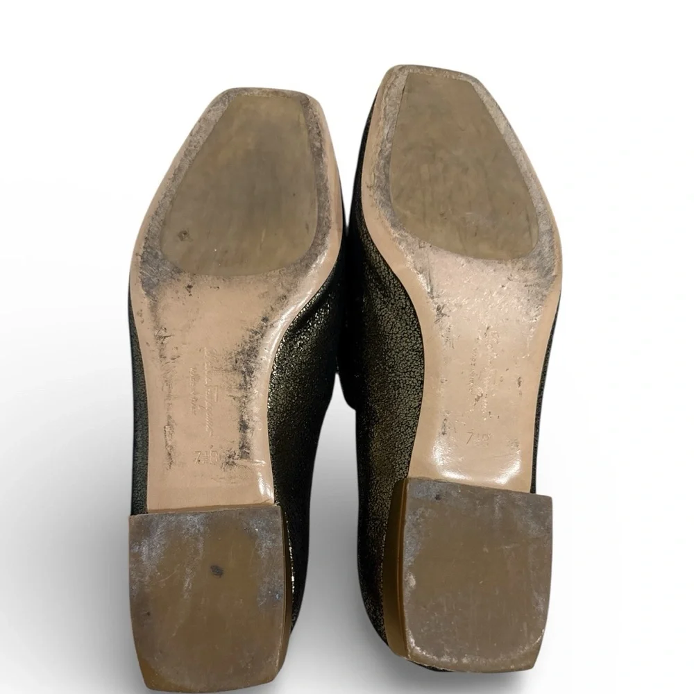 Ferragamo Gold Lana Loafers Gancini Square Toe 7.5B". - Picture 5 of 8